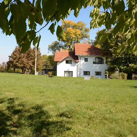 Paradise بيت للعطل